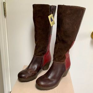 Fly London women’s size 39 Red and Brown Boots
